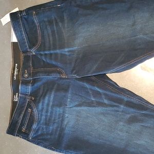 Liz Claiborne Classic Skinny Jeans 20P NWT
